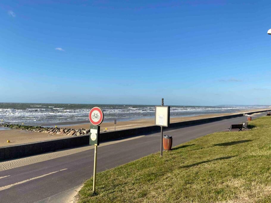 Apartament L'Echappee Cabourgeaise Zewnętrze zdjęcie